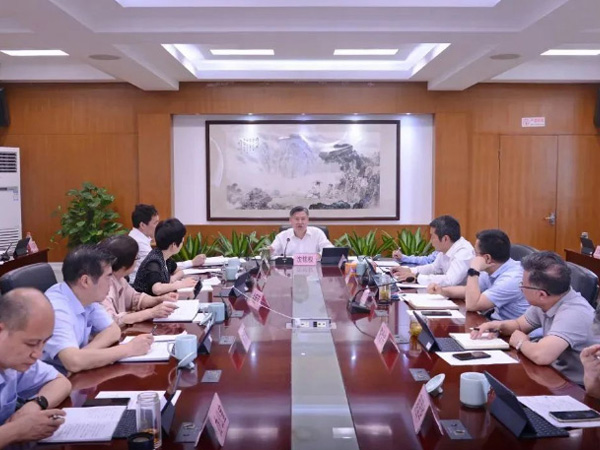 省民政厅召开党组扩大会议 专题研究党风廉政建设工作